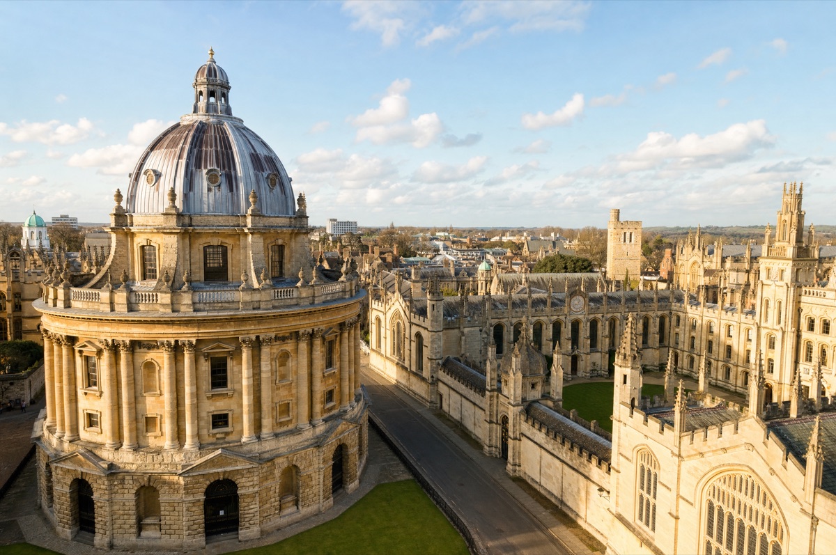 Commercial washroom services in Oxford
